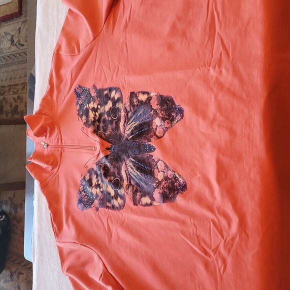Daily Comfort Short Sleeve Butterfly Graphic 1/4 Zip Pullover Sz. 3XL Top - Picture 8 of 13
